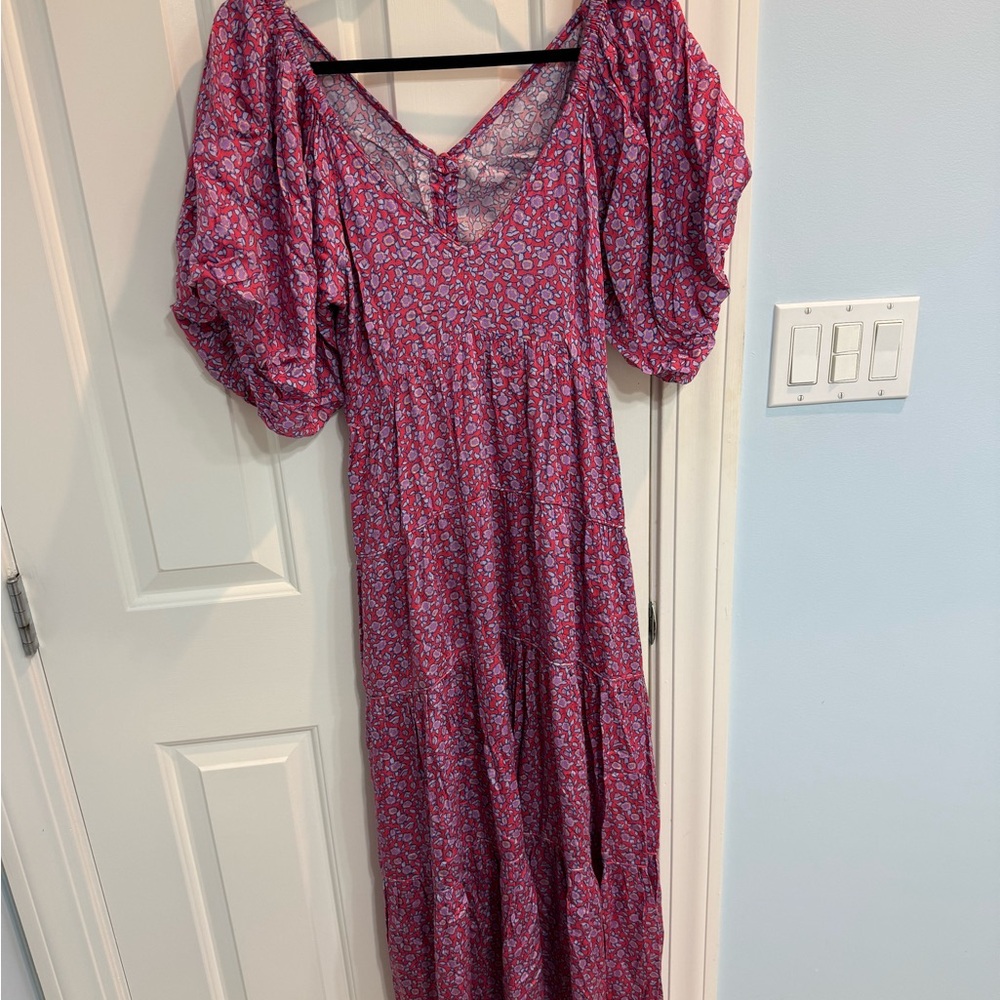 Pink Floral V-Neck Maxi Dress with Puff Sleeves